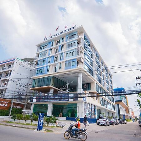 Taragrand Donmuang Airport Hotel Ban Rangsit Экстерьер фото
