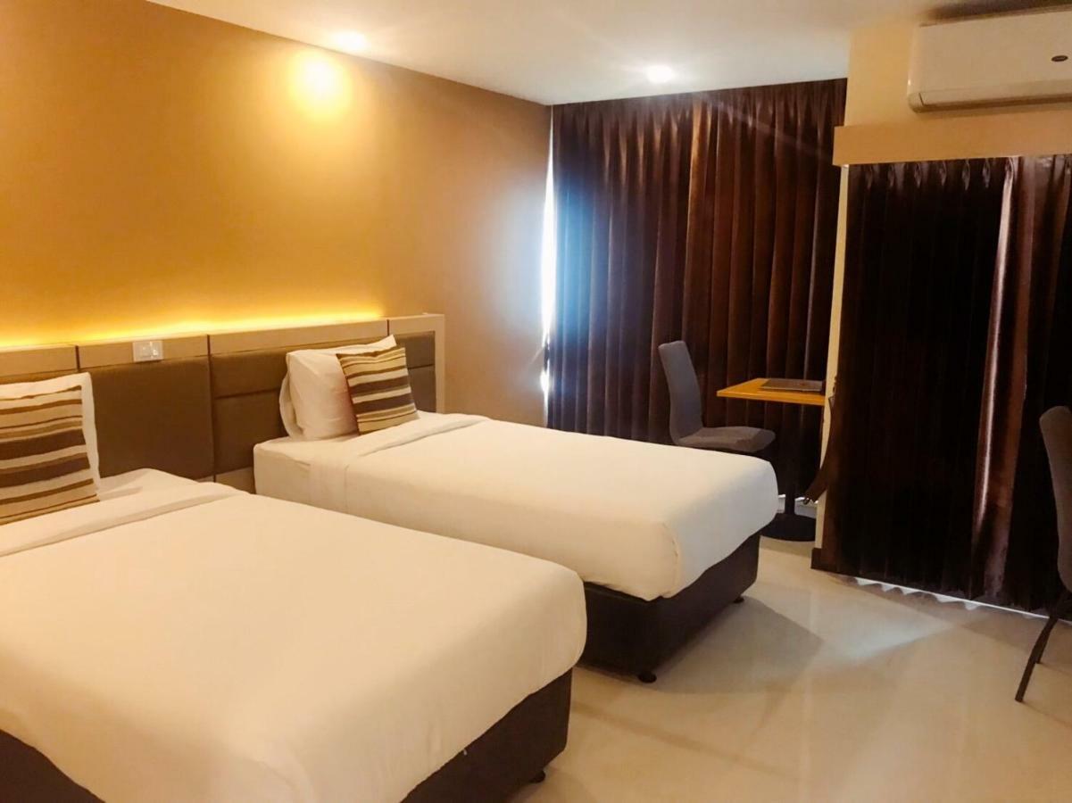 Taragrand Donmuang Airport Hotel Ban Rangsit Экстерьер фото