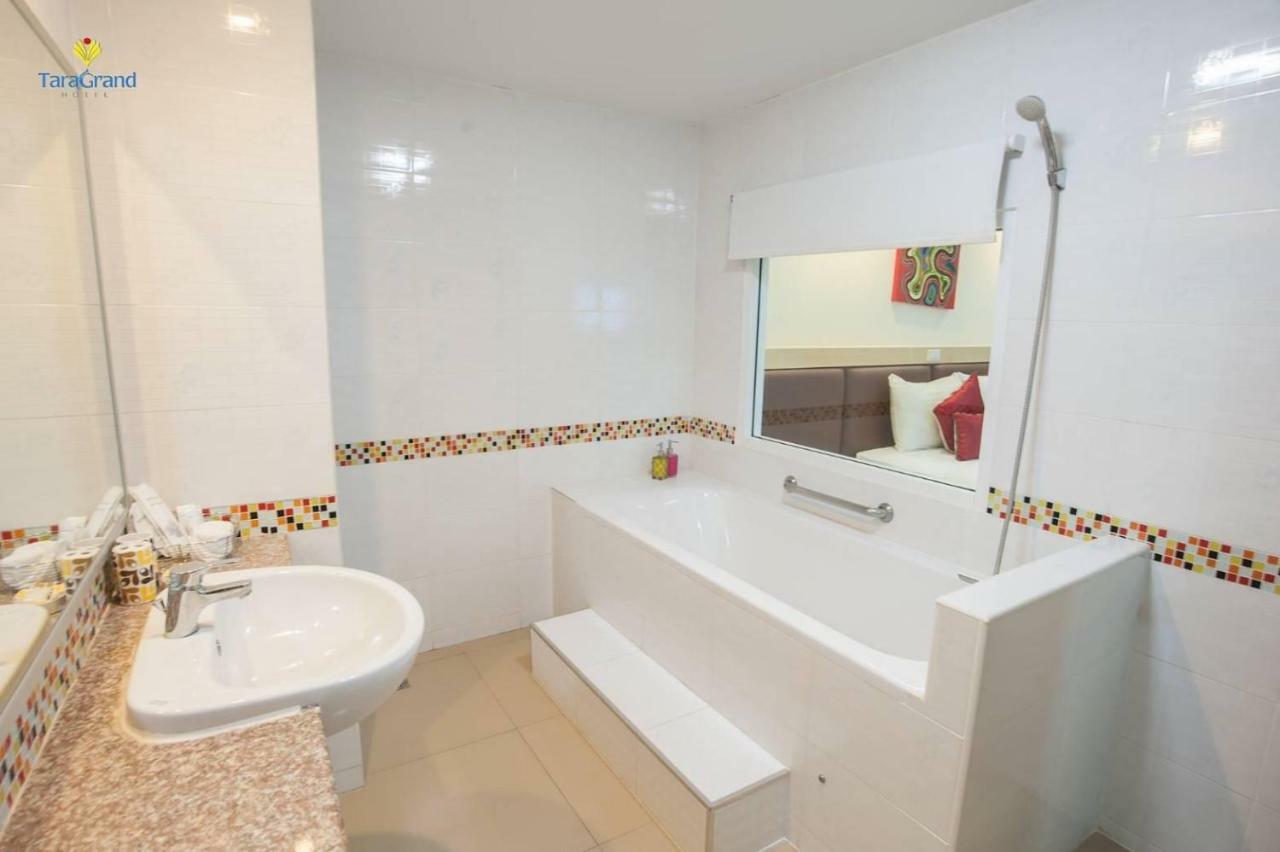 Taragrand Donmuang Airport Hotel Ban Rangsit Экстерьер фото