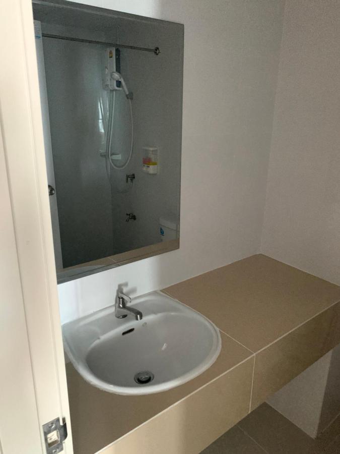 Taragrand Donmuang Airport Hotel Ban Rangsit Экстерьер фото